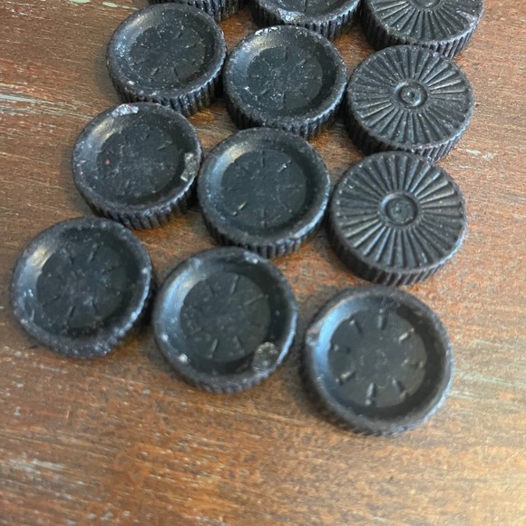 Vintage Checker Set 23 Ceramic Chalk Ship Red Black RARE - Picture 6 of 6